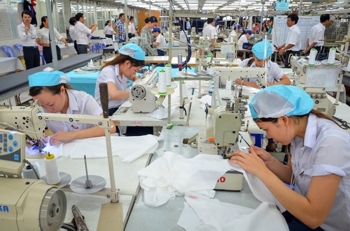 Các yếu tố ảnh hưởng và giải pháp cải thiện năng suất lao động của Việt Nam