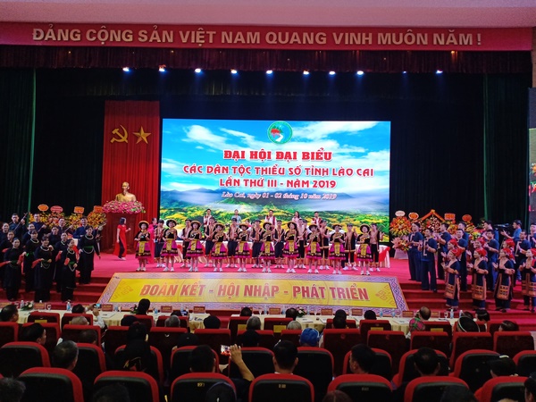 Kinh tế - Xã hội vùng đồng bào DTTS tỉnh Lào Cai: Những tín hiệu khởi sắc