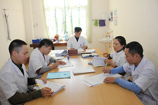  Bệnh viện Đa khoa huyện Sông Mã lấy người bệnh làm trung tâm để đổi mới và phát triển 1