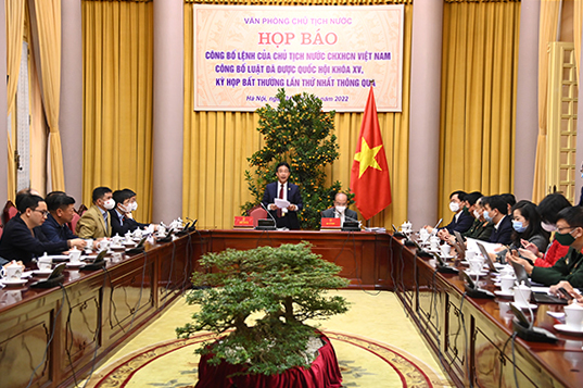 Họp báo Công bố Lệnh của Chủ tịch nước CHXHCN Việt Nam công bố Luật đã được Quốc hội khóa XV, kỳ họp bất thường lần thứ nhất thông qua