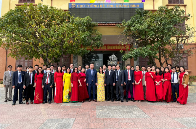 Lãnh đạo Tổng cục Thống kê tham dự Hội nghị triển khai nhiệm vụ công tác thống kê năm 2022 tại Quảng Bình  4