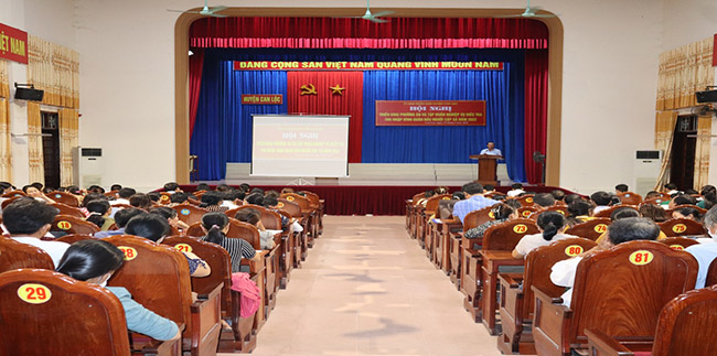 UBND huyện Can Lộc tập huấn nghiệp vụ điều tra, tổng hợp, tính toán tiêu chí về thu nhập bình quân đầu người cấp xã thuộc Chương trình xây dựng NTM giai đoạn 2021-2025