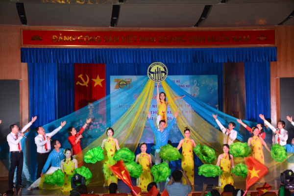 Hội diễn văn nghệ Chào mừng Kỷ niệm 75 năm thành lập ngành Thống kê Việt Nam