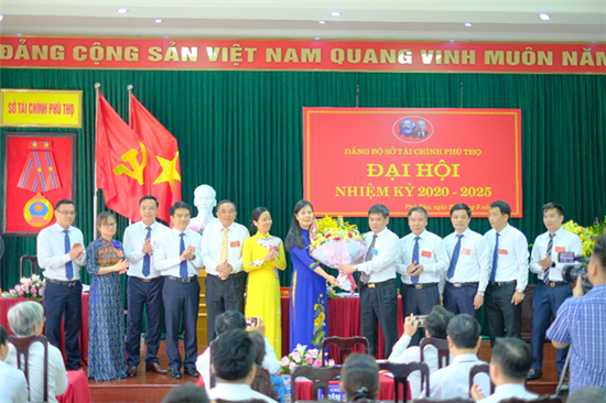 Ngành Tài chính Phú Thọ góp phần tạo động lực phát triển kinh tế xã hội