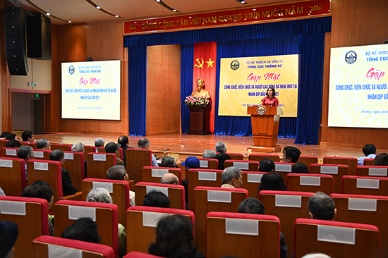 Tổng cục Thống kê tổ chức gặp mặt công chức, viên chức và người lao động đã nghỉ hưu tại Hà Nội nhân dịp đầu năm 2021