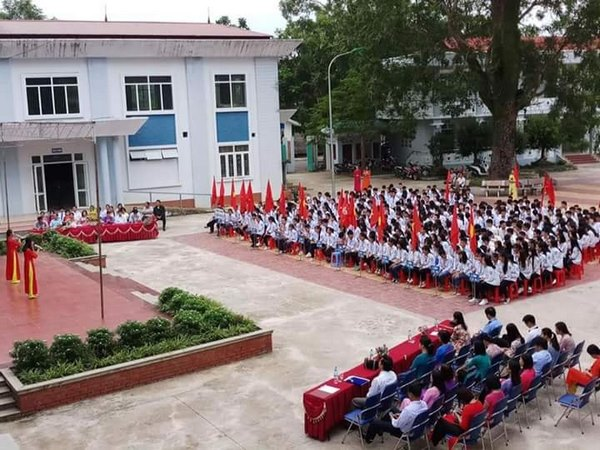 Trường THPT Cao Bình: Đóng góp xây dựng quê hương giàu đẹp