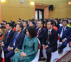 Đoàn đại biểu Đảng bộ TCTK do Tổng cục trưởng Nguyễn Thị Hương dẫn đầu
tham dự Đại hội