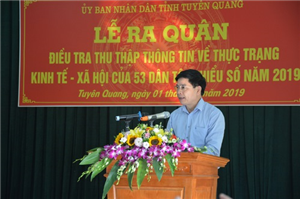 Ông Phạm Quang Vinh - Phó Tổng cục trưởng TCTK phát biểu tại Lễ ra quân tại huyện Chiêm Hóa - tỉnh Tuyên Quang