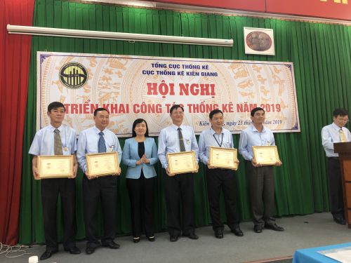 Cục Thống kê tỉnh Kiên Giang: Tổ chức Hội nghị triển khai công tác Thống kê năm 2019 5