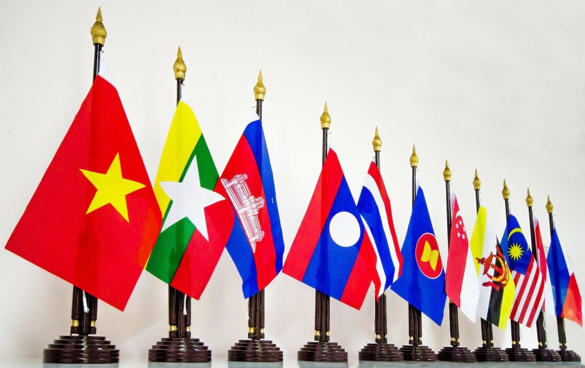 Việt Nam trong cộng đồng kinh tế ASEAN