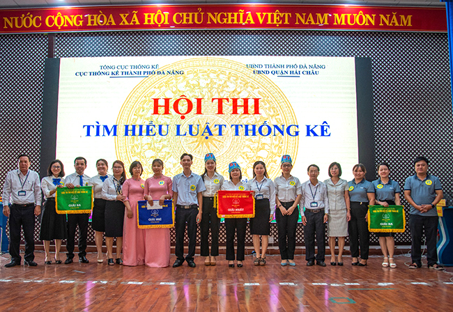 Cục thống kê thành phố Đà Nẵng phối hợp với UBND quận Hải Châu tổ chức hội thi “Tìm hiểu về luật thống kê” 1
