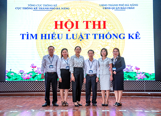 Cục thống kê thành phố Đà Nẵng phối hợp với UBND quận Hải Châu tổ chức hội thi “Tìm hiểu về luật thống kê”