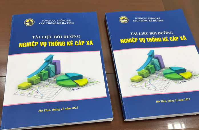 Cục Thống kê tỉnh Hà Tĩnh làm việc với trường Chính trị Trần Phú về việc bồi dưỡng nghiệp vụ thống kê cấp xã