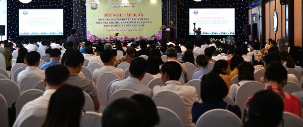 Bế mạc Hội nghị điều tra người khuyết tật năm 2023 và điều tra chi tiêu của khách du lịch, khách quốc tế đến Việt Nam 2