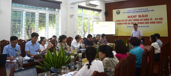 Họp báo công bố số liệu thống kê kinh tế -xã hội thành phố Hà Nội 6 tháng đầu năm 2023 1