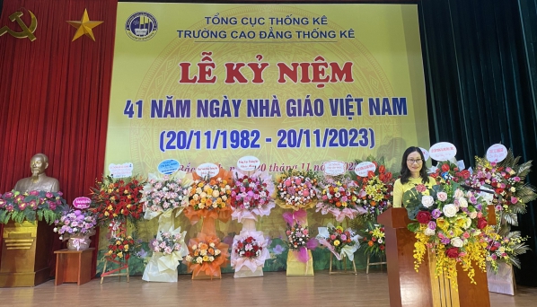 Lãnh đạo Tổng cục Thống kê chúc mừng trường Cao đẳng Thống kê nhân ngày Nhà giáo Việt Nam 20-11