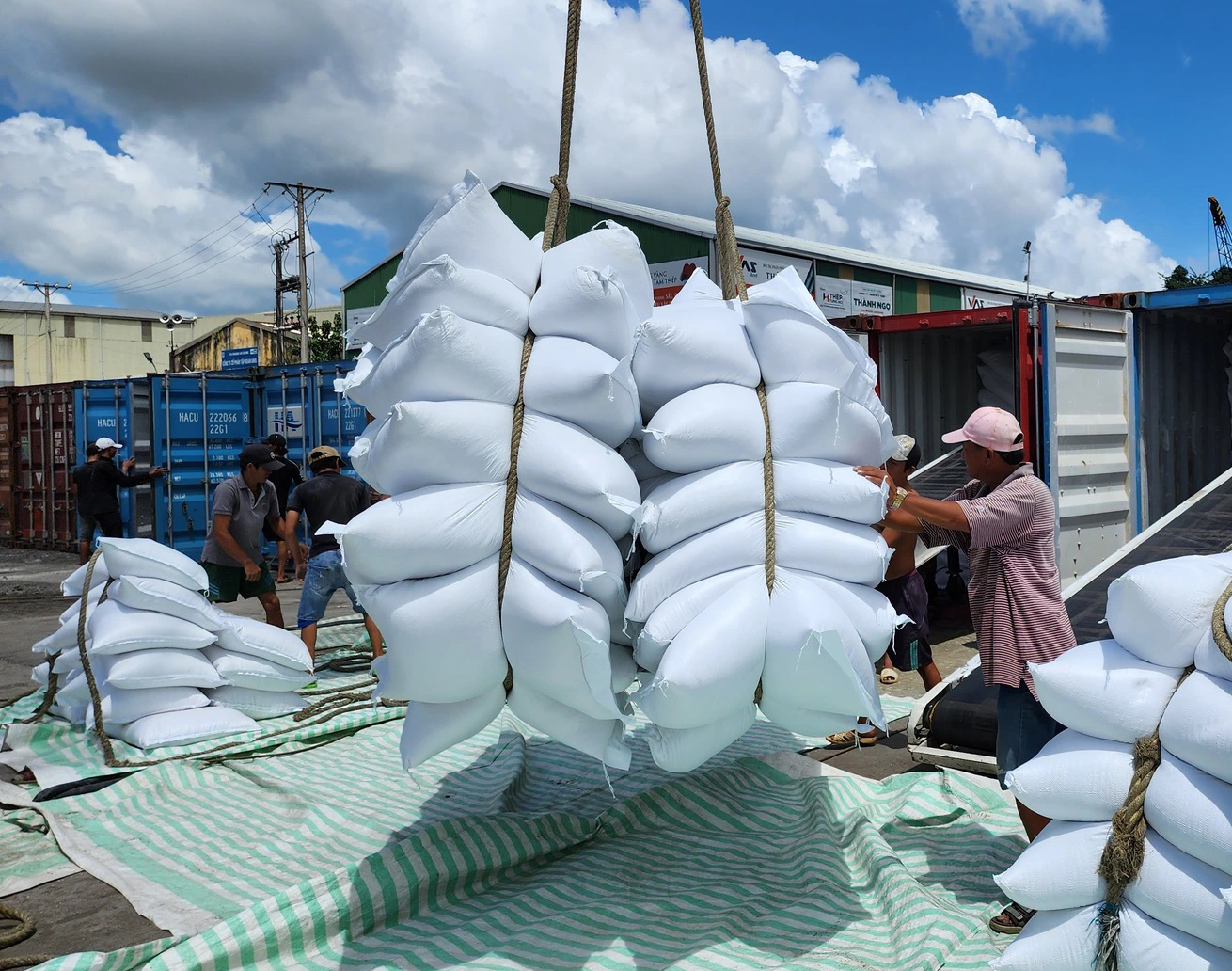 Tăng cường xuất khẩu gạo nhưng vẫn đảm bảo an ninh lương thực