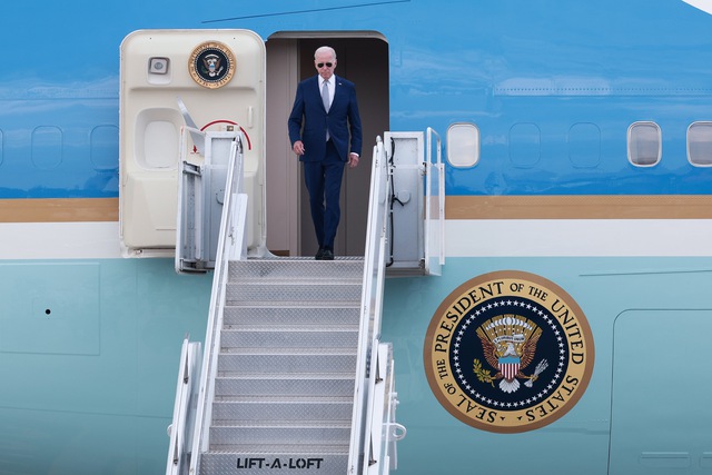Tổng thống Hoa Kỳ Joe Biden chính thức bắt đầu chuyến thăm cấp Nhà nước đến Việt Nam