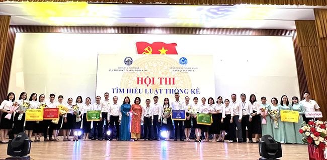 Cục Thống kê thành phố Đà Nẵng đẩy mạnh hoạt động phổ biến Luật và tuyên truyền kiến thức Thống kê 1