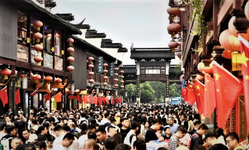 Dự báo Trung Quốc sẽ giành ngôi vương về du lịch quốc tế năm 2024