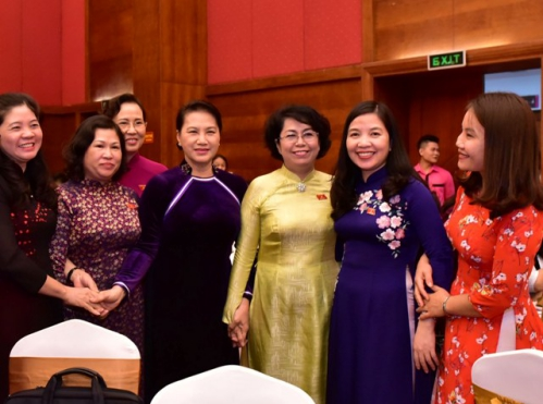 Tăng cường sự tham gia lãnh đạo, quản lý của phụ nữ Việt Nam trong hội nhập