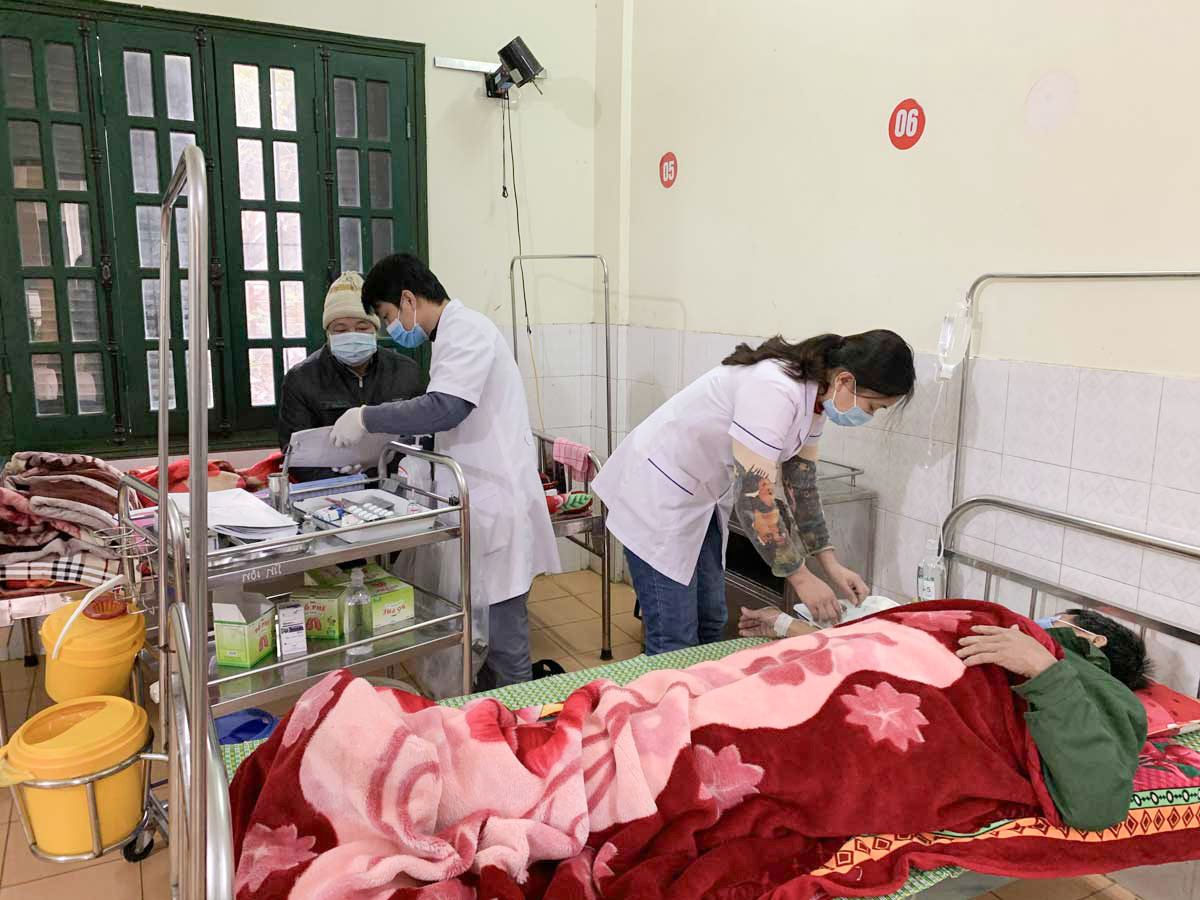 Trung tâm Y tế huyện Cao Phong: Sáng y đức, vững chuyên môn