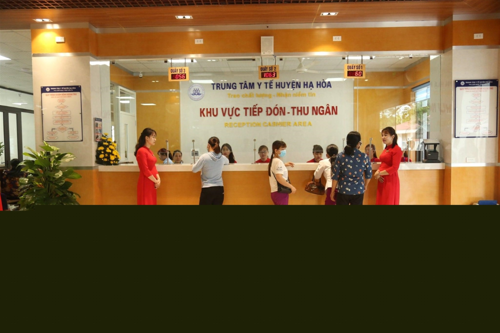 Trung tâm Y tế huyện Hạ Hòa: Nhiều giải pháp để nâng cao chất lượng khám chữa bệnh