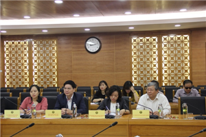 Phó Tổng cục trưởng TCTK Phạm Quang Vinh cùng các lãnh đạo Vụ thuộc TCTK 