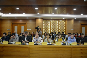Các đại biểu tham dự buổi giới thiệu