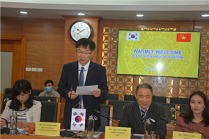 Ông Hyungjun Ahn, Tổng Vụ trưởng phụ trách Chính sách thống kê, Cơ quan Thống kê Hàn Quốc phát biểu tại Lễ khởi động và ký kết
