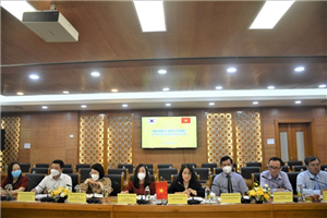 Tổng cục trưởng TCTK Nguyễn Thị Hương phát biểu tại buổi tiếp xã giao